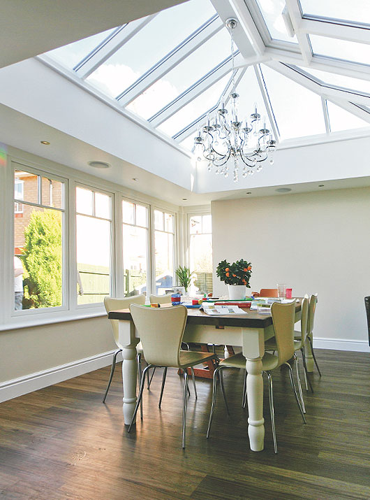 Elevate your orangery with stunning glazing designs!